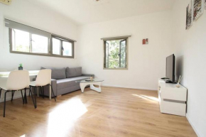 Peaceful Apartment Next To Gordon Beach By Vacay